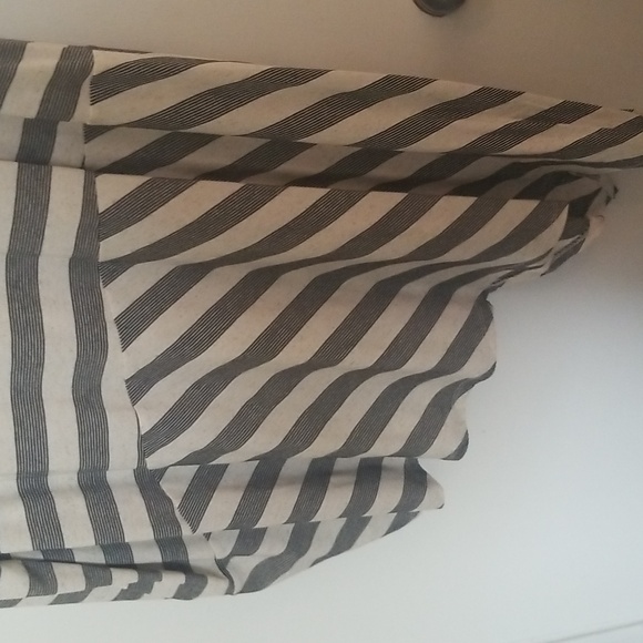 *NWT* LIVI Tie-Hem Tank - Picture 6 of 7